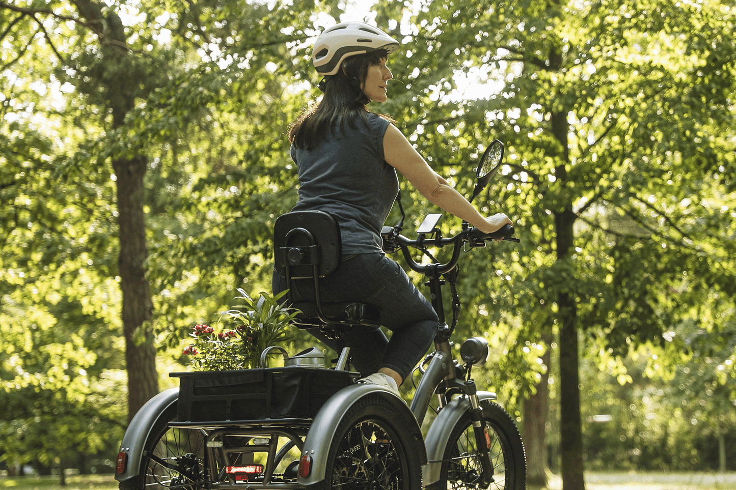 Wygodny fotelik rowerowy z oparciem